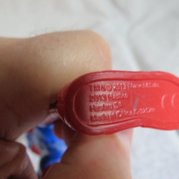 The Amazing Spiderman 11 inch Action Figure Marvel Comics Hasbro 2013 - Picture 3 of 3